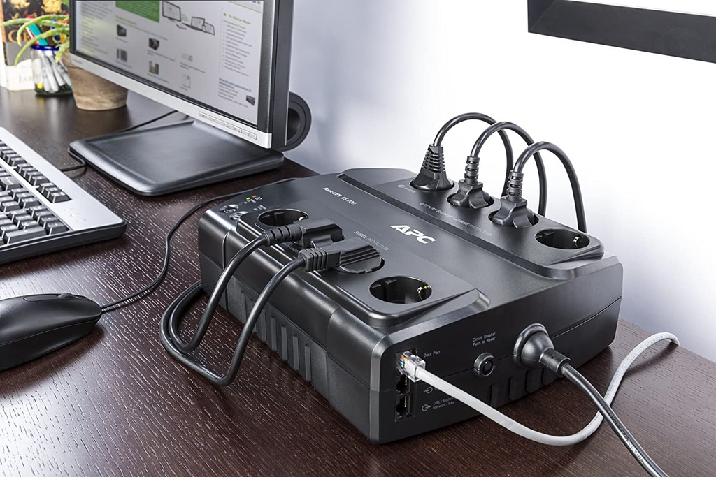 безперебійник ля комп'ютера APC 700 back ups APC 700 back ups
