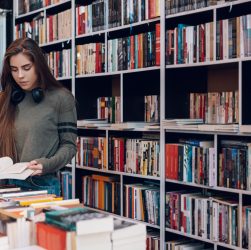 Как выбрать книгу Таро