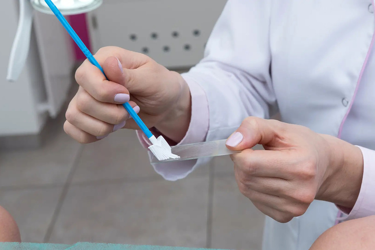 мазки на флору гинеколог