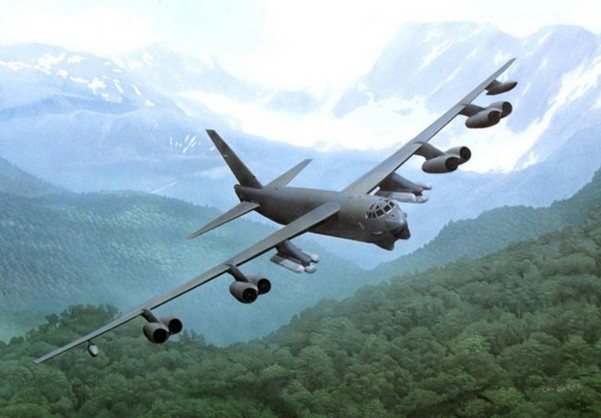Боїнг B-52G / H - американський стратегічний бомбардувальник-ракетоносець