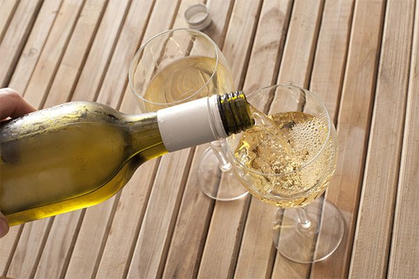Як правильно пити біле вино