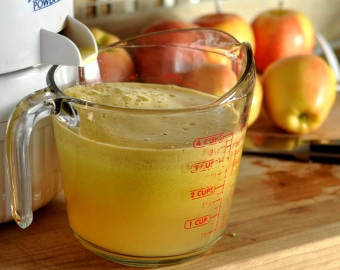 Класичний рецепт яблучного оцту з соку