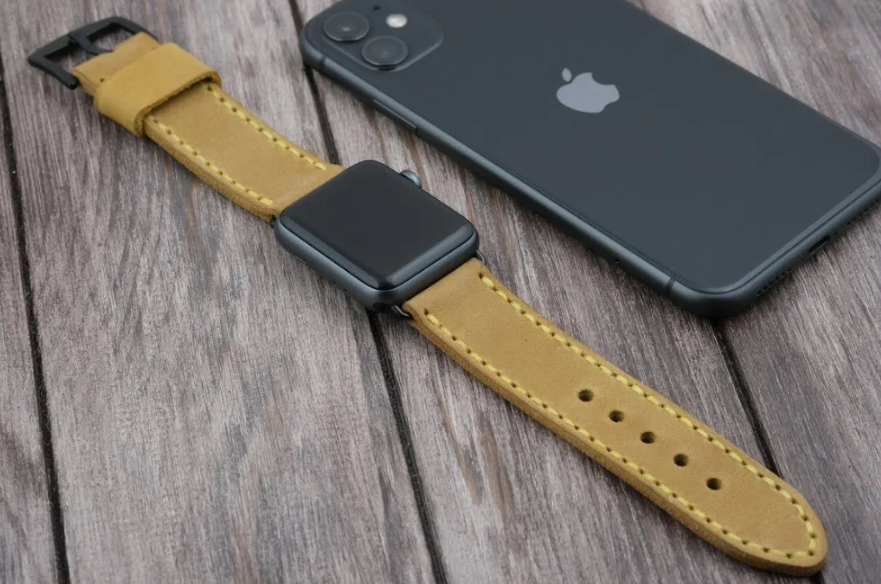Кожаный ремешок для Apple Watch