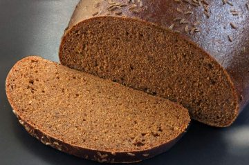 Житній чорний хліб використовувався для поліпшення смаку ще 3 століття тому, але до цих пір цей метод актуальний