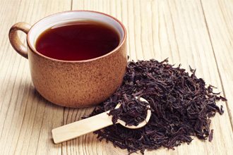Усунуті діарею можна с помощью міцного свежезаваренного чорного чаю