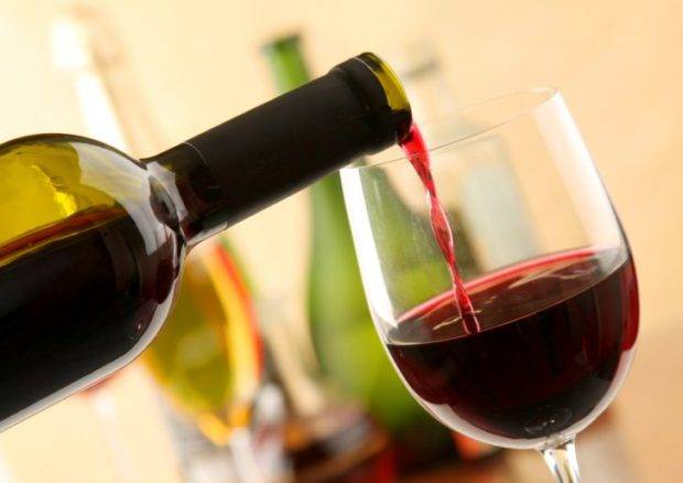 Вино при гіпертонії небажано